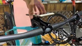 ADP-STK01-GARMIN video